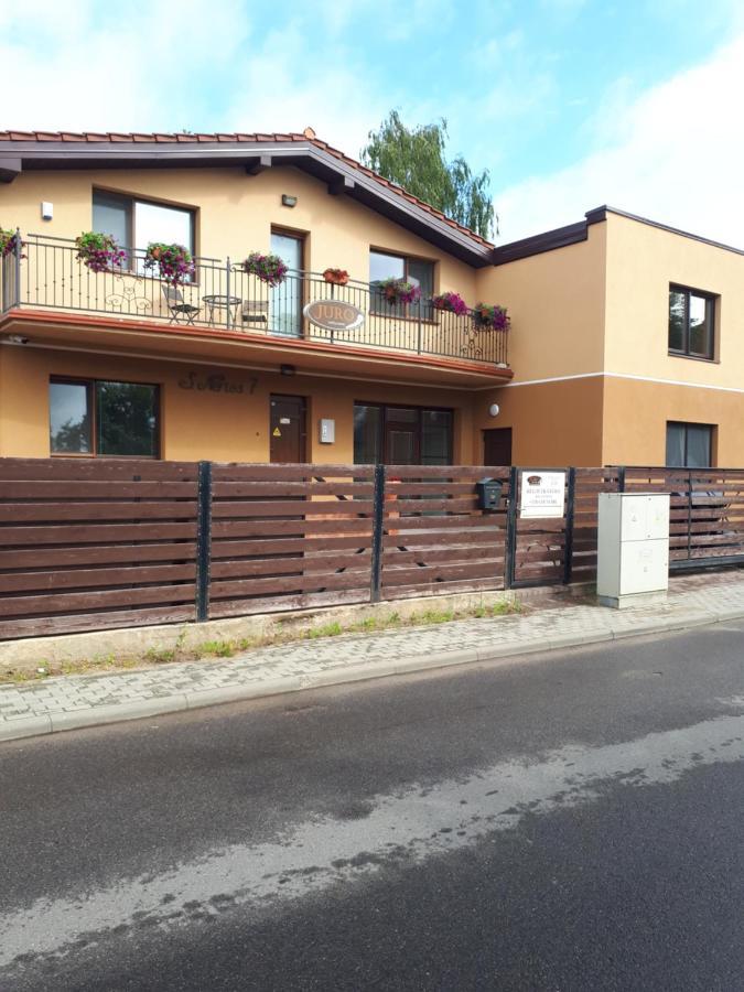 Juro Guest House Šiauliai Екстериор снимка
