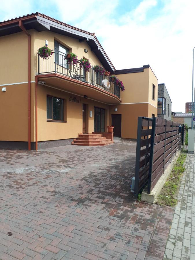 Juro Guest House Šiauliai Екстериор снимка
