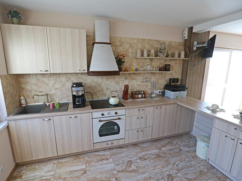 Juro Guest House Šiauliai Екстериор снимка