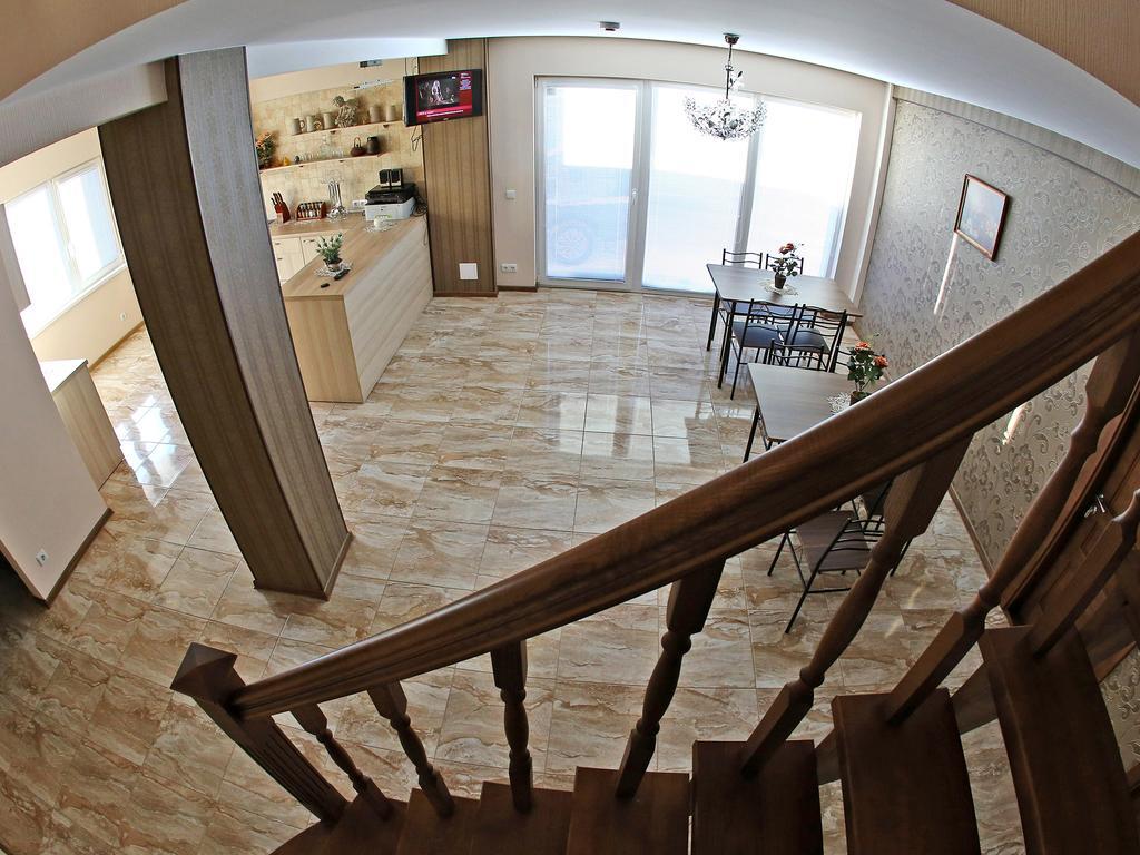 Juro Guest House Šiauliai Екстериор снимка