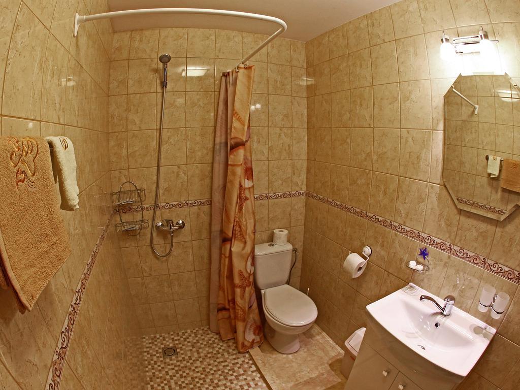 Juro Guest House Šiauliai Екстериор снимка