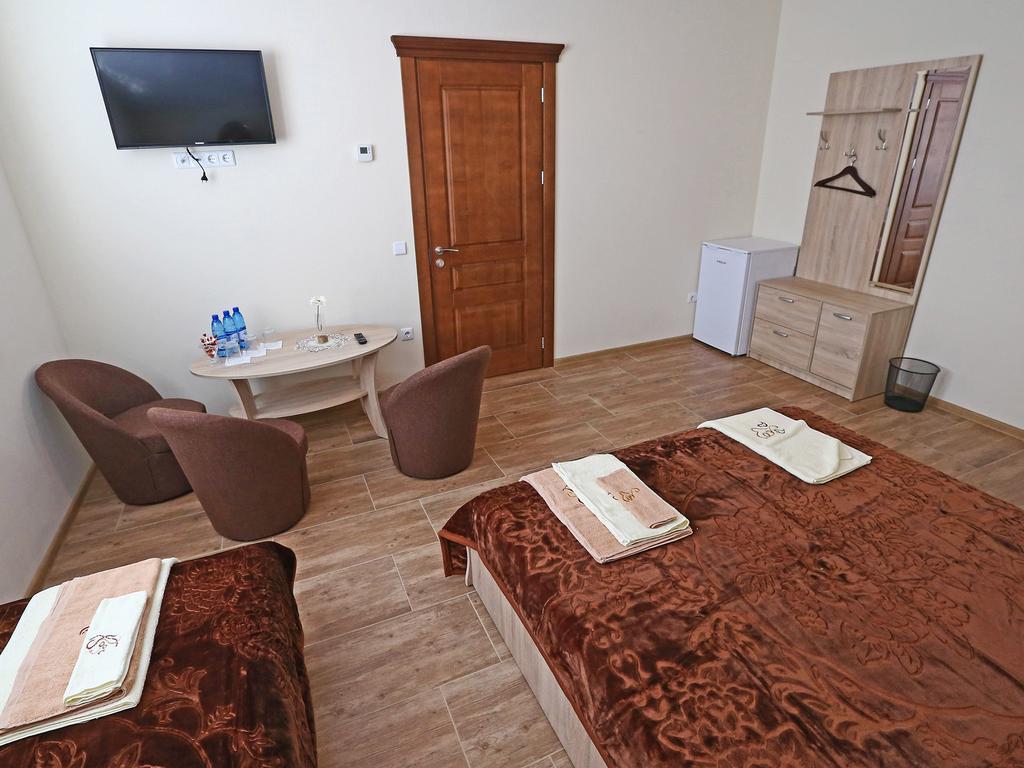 Juro Guest House Šiauliai Екстериор снимка