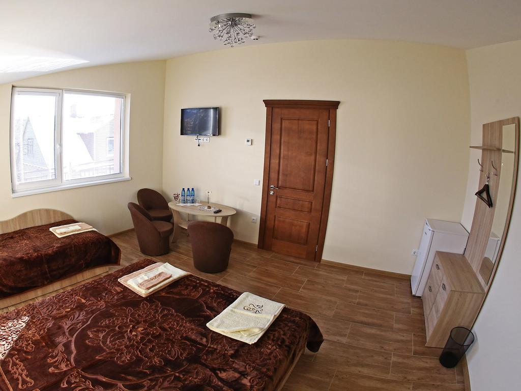 Juro Guest House Šiauliai Екстериор снимка